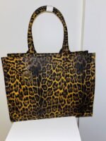 Feline Allure - Image 5